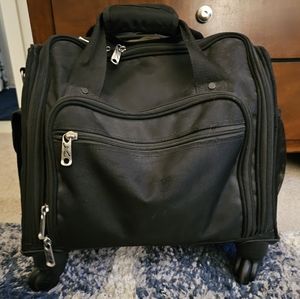 Travelsmith Carry On Suitcase